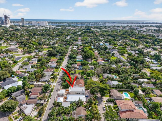 Home for sale at 1013 Ardmore Road - photo 6685129