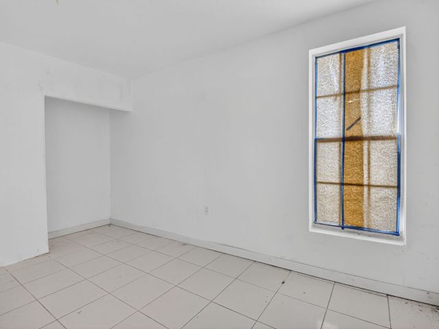 Home for sale at 5196 Palm Ridge Boulevard - photo 6707769