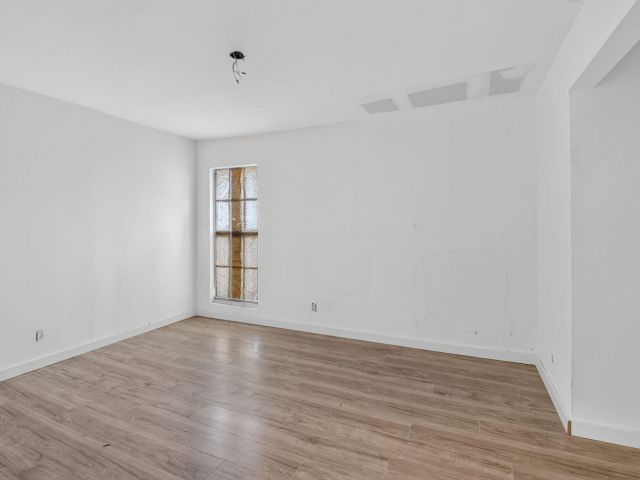 Home for sale at 5196 Palm Ridge Boulevard - photo 6707776