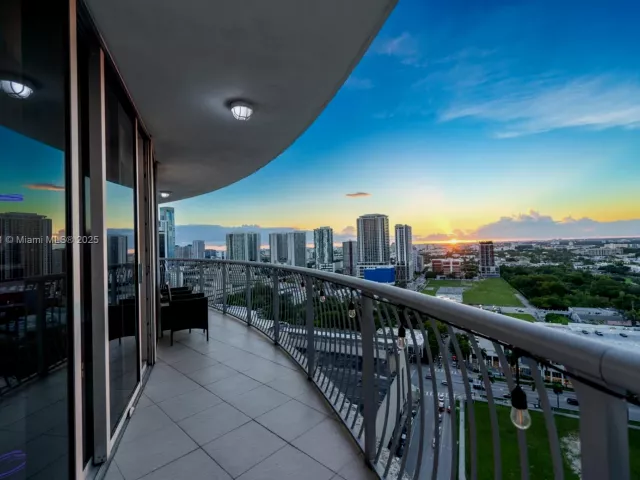 Apartment for sale  Unit #2615 - photo 6685579