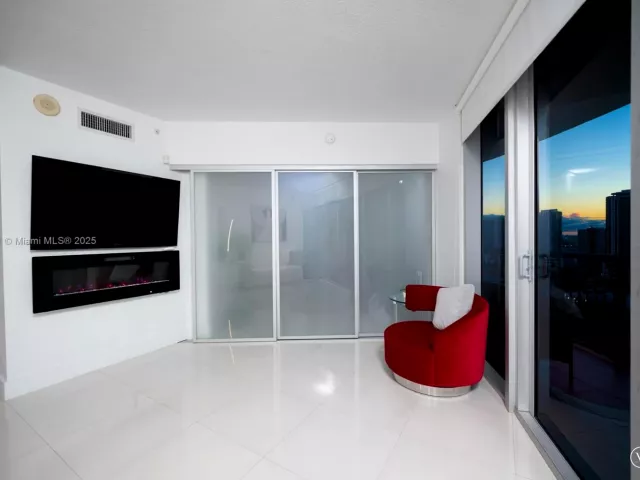 Apartment for sale  Unit #2615 - photo 6685562