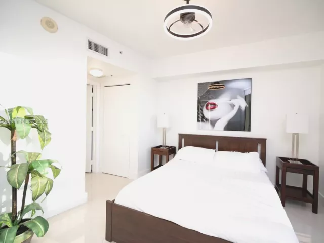 Apartment for sale  Unit #2615 - photo 6685564