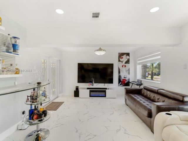 Home for sale at 6841 Atlanta Street - photo 6815867