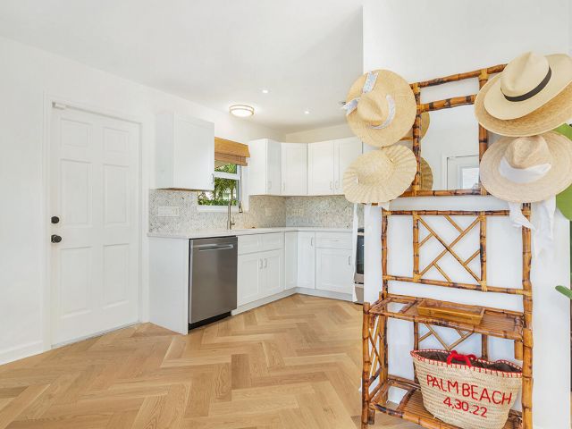 Home for rent at 319 Hunter Street - photo 6685159