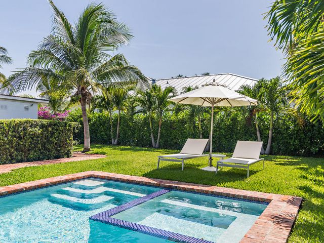 Home for rent at 319 Hunter Street - photo 6685166