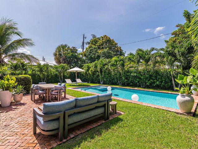 Home for rent at 319 Hunter Street - photo 6685169