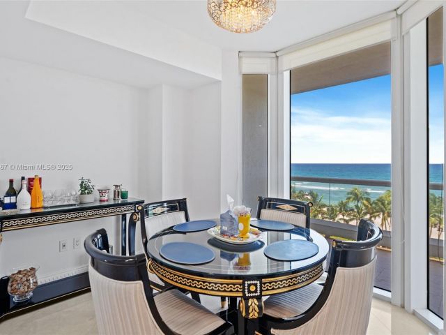 Apartment for rent  Unit #702 - photo 6685805