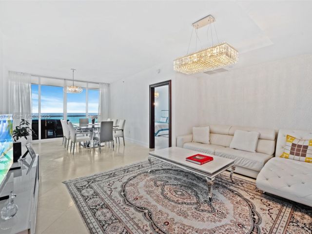 Apartment for rent  Unit #702 - photo 6685815