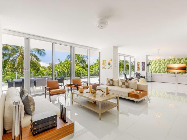 Apartment for sale  Unit #207 - photo 6684097