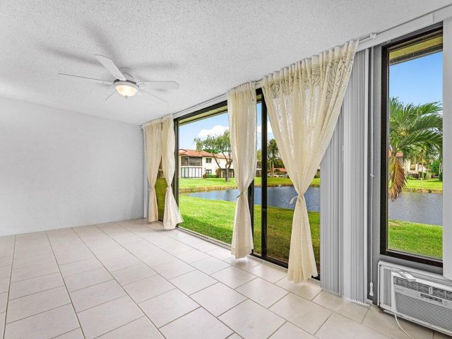 Home for rent at 8566 Casa Del Lago 47 F - photo 6688466