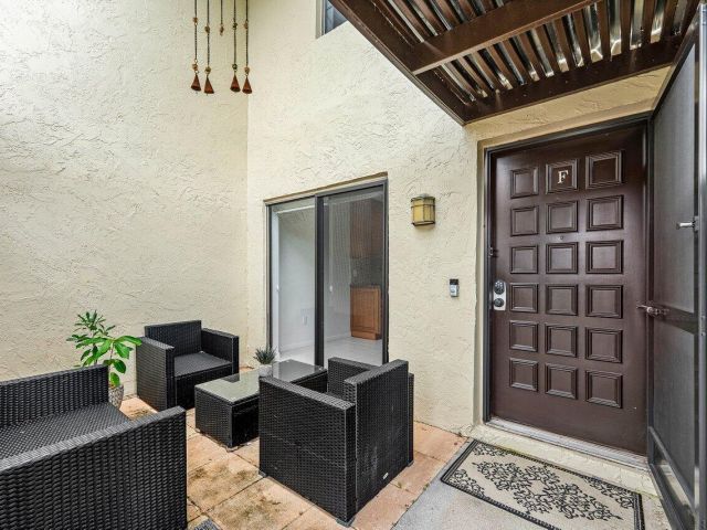 Home for rent at 8566 Casa Del Lago 47 F - photo 6688473