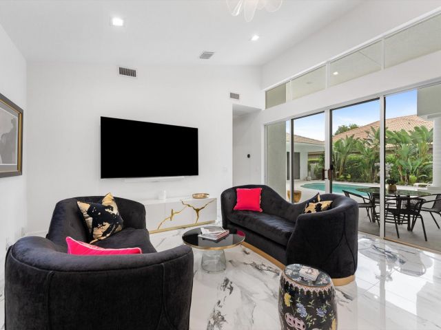 Home for sale at 7614 La Corniche Circle - photo 6703268