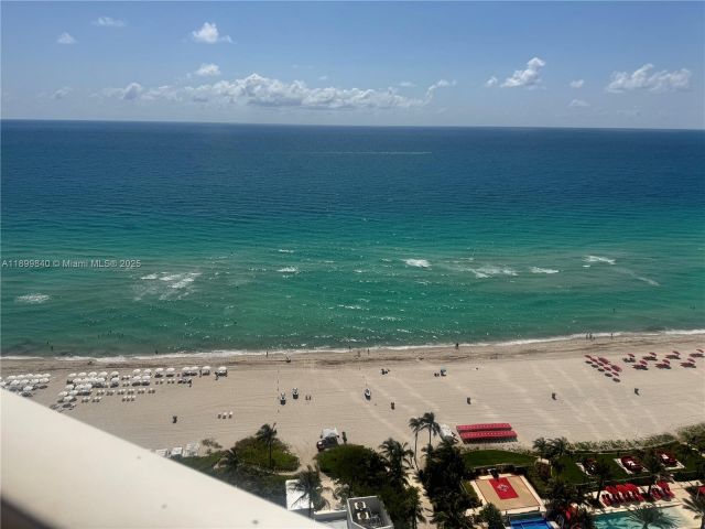 condo for sale in Sunny Isles Beach - 18001 Collins Ave 1407 - MondialRealty