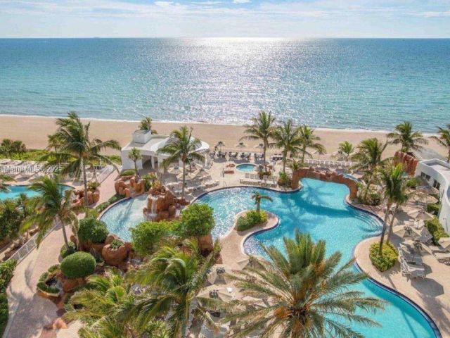 condo for sale in Sunny Isles Beach - 18001 Collins Ave 1407 - MondialRealty
