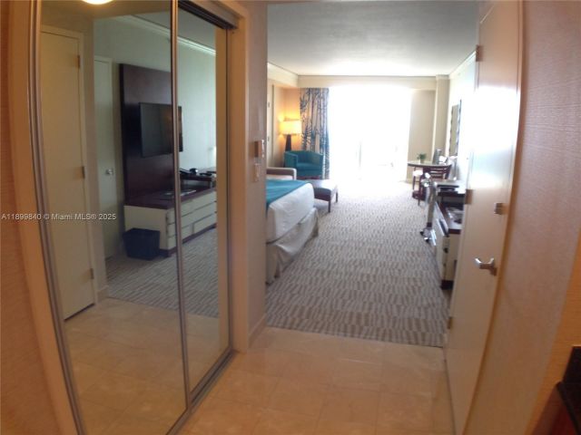 condo for sale in Sunny Isles Beach - 18001 Collins Ave 1407 - MondialRealty