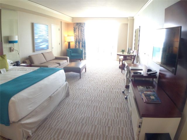 condo for sale in Sunny Isles Beach - 18001 Collins Ave 1407 - MondialRealty