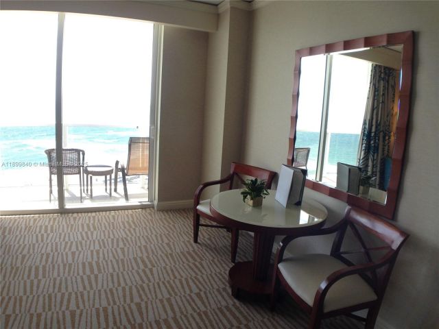 condo for sale in Sunny Isles Beach - 18001 Collins Ave 1407 - MondialRealty