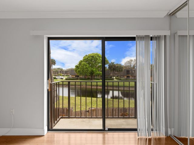 Home for rent at 3904 39th Way - photo 6685172