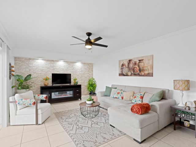 Home for rent at 3904 39th Way - photo 6685184