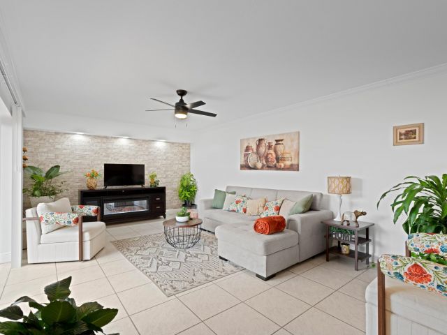 Home for rent at 3904 39th Way - photo 6685186