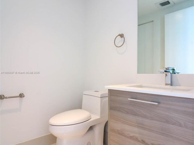 Apartment for rent  Unit #2706 - photo 6686528