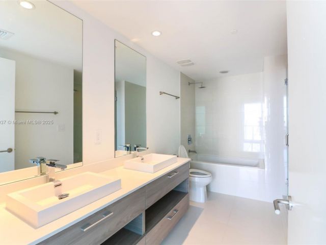 Apartment for rent  Unit #2706 - photo 6686530