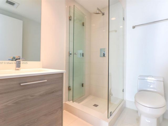 Apartment for rent  Unit #2706 - photo 6686532