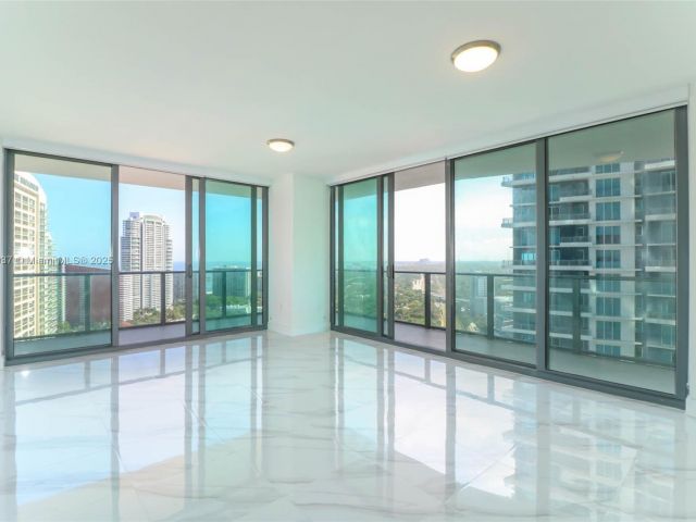 Apartment for rent  Unit #2706 - photo 6686535