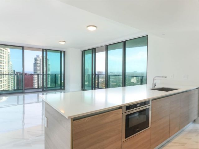 Apartment for rent  Unit #2706 - photo 6686538