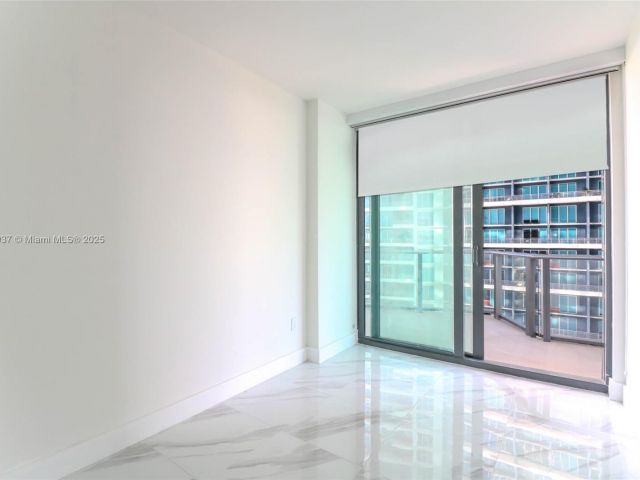 Apartment for rent  Unit #2706 - photo 6686540