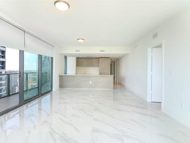 Apartment for rent  Unit #2706 - photo 6686543