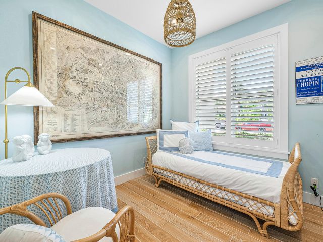 Home for sale at 540 NE Spanish Trail - photo 6698951