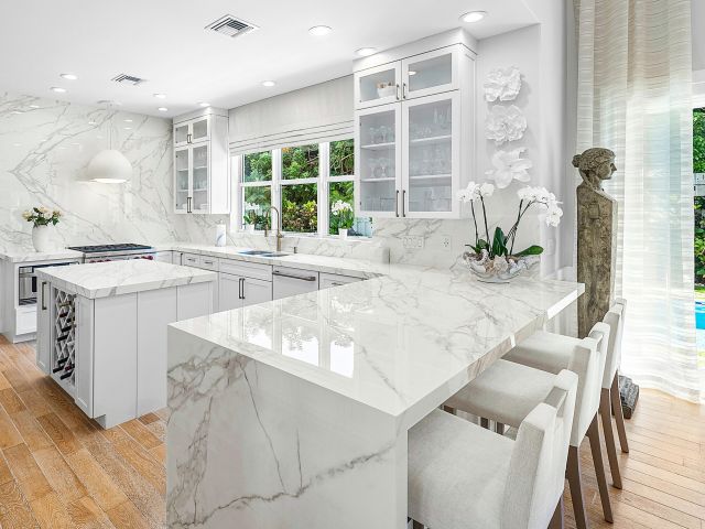 Home for sale at 540 NE Spanish Trail - photo 6698957