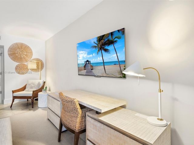 Apartment for rent  Unit # - photo 6686250