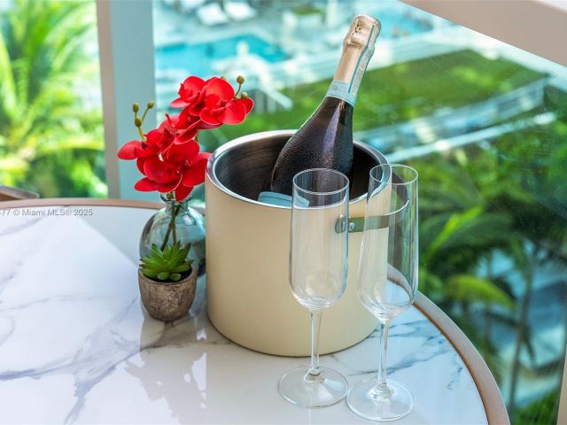 Apartment for rent  Unit # - photo 6686255