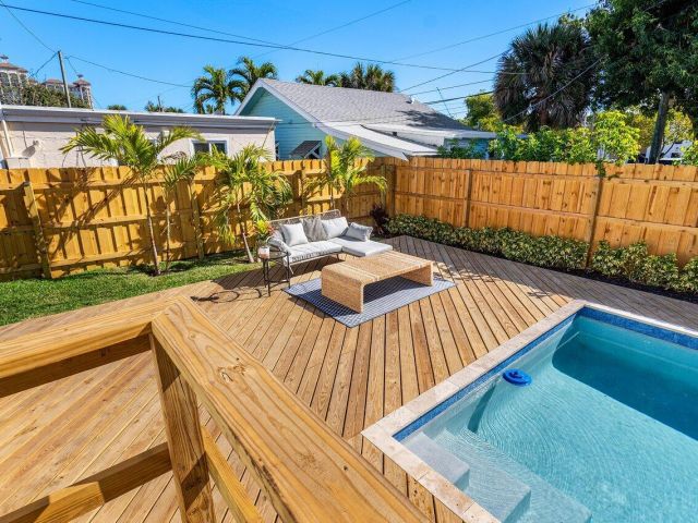 Home for sale at 1404 Florida Avenue - photo 6686035