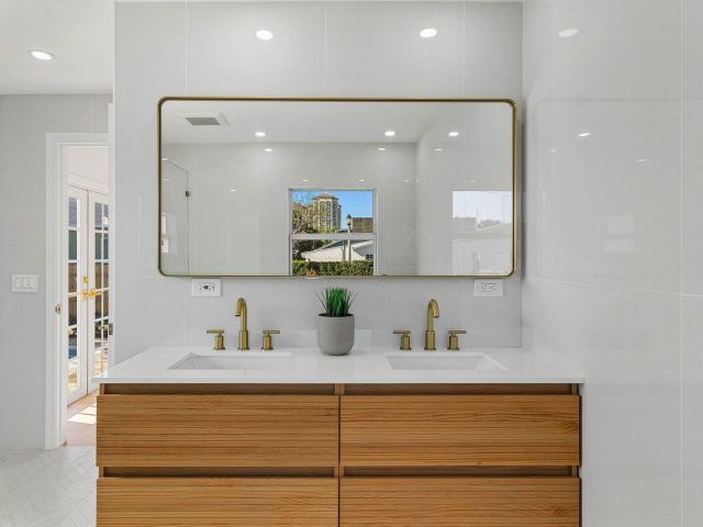 Home for sale at 1404 Florida Avenue - photo 6686037