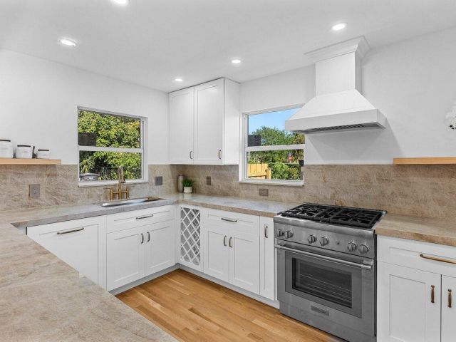 Home for sale at 1404 Florida Avenue - photo 6686041