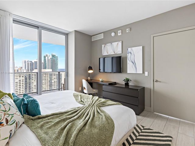 Apartment for sale  Unit #R1701 - photo 6686660