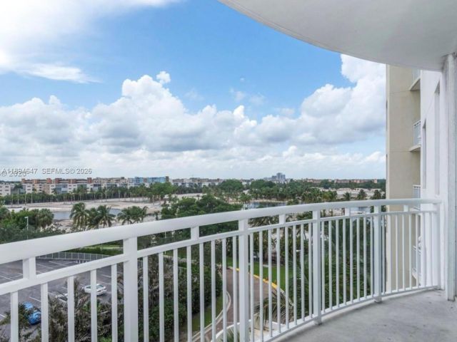 2-bedroom condo for sale in Hallandale Beach - 1745 E Hallandale Beach Blvd 507W - MondialRealty
