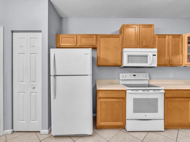 Home for rent at 21018 Via Eden 21018 - photo 6688422