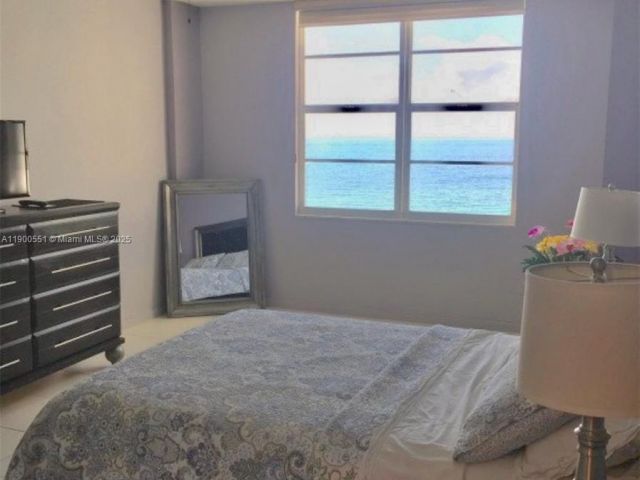 Apartment for rent  Unit #1516 - photo 6686900