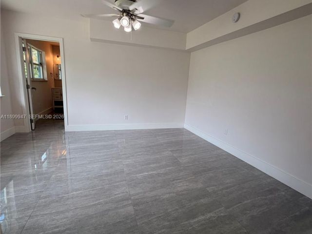 3-bedroom home for sale in Fort Lauderdale - 809 NW 12th Ave - MondialRealty