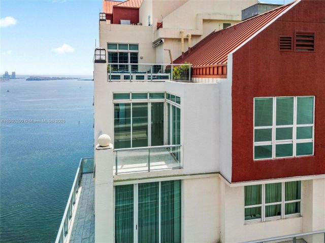 Apartment for sale  Unit #PH202 - photo 6692681