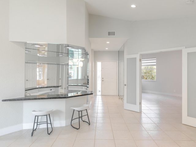 Home for rent at 17720 Candlewood Terrace - photo 6694223