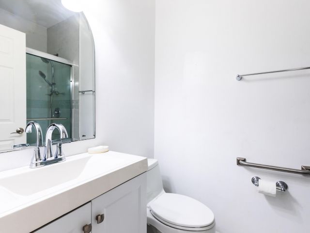 Home for rent at 17720 Candlewood Terrace - photo 6694224