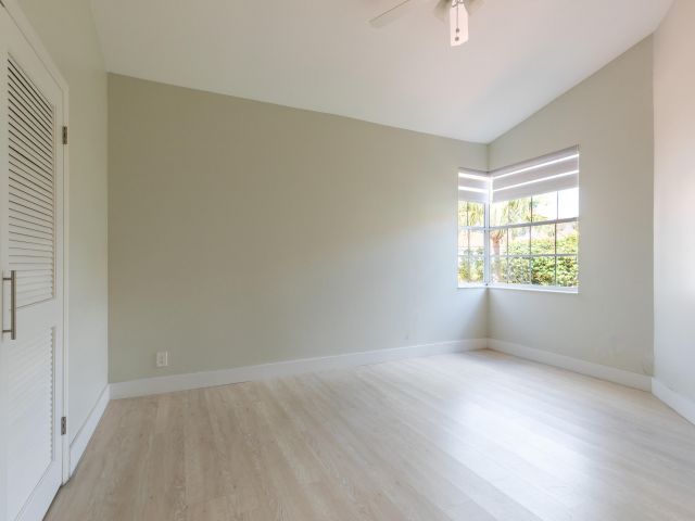 Home for rent at 17720 Candlewood Terrace - photo 6694225