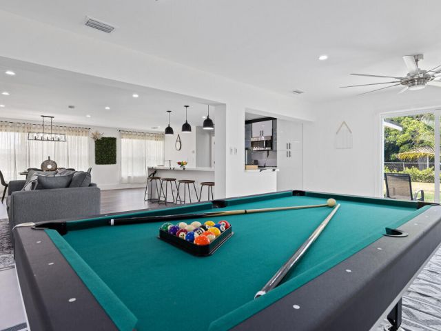 Home for sale at 1456 Cross Way - photo 6924375