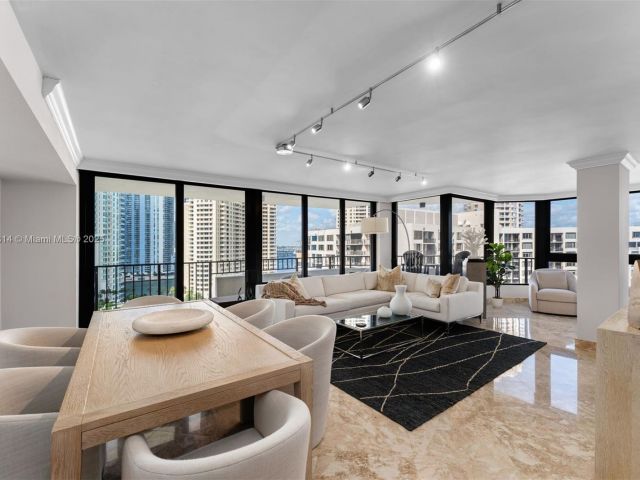 Apartment for rent  Unit #A1716 - photo 6692862