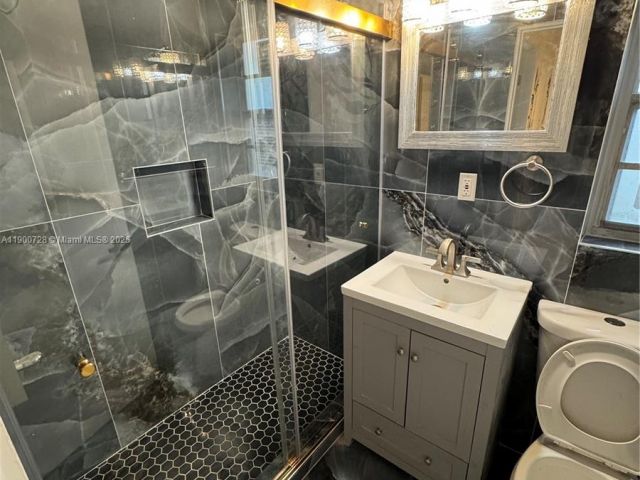 3-bedroom home for rent in Miami - 110 NE 68th St B - MondialRealty